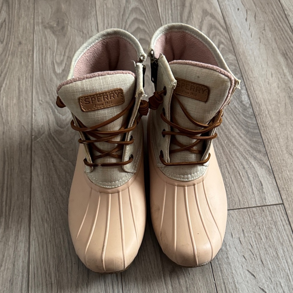Sperry women’s duck boots